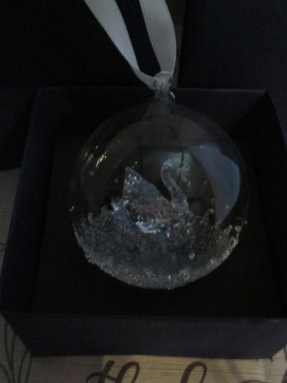 Swarovski swan center